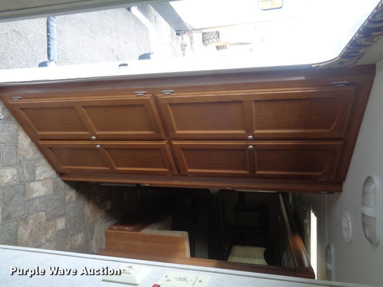 image for item EF9679 2011 CrossRoads Sunset Trail  camper