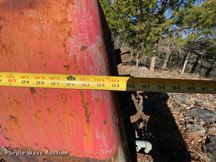 image for item EL9605 Howard Oil Company W-118 fuel tank trailer