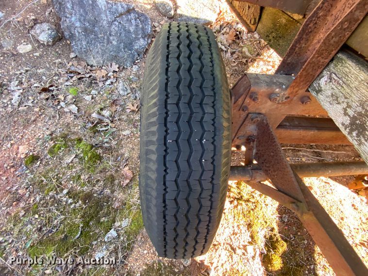 image for item EL9605 Howard Oil Company W-118 fuel tank trailer