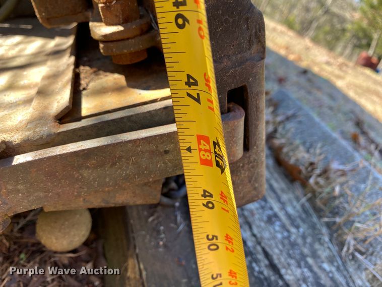 image for item EL9606 Tommy Gate 1000 Series end gate lift