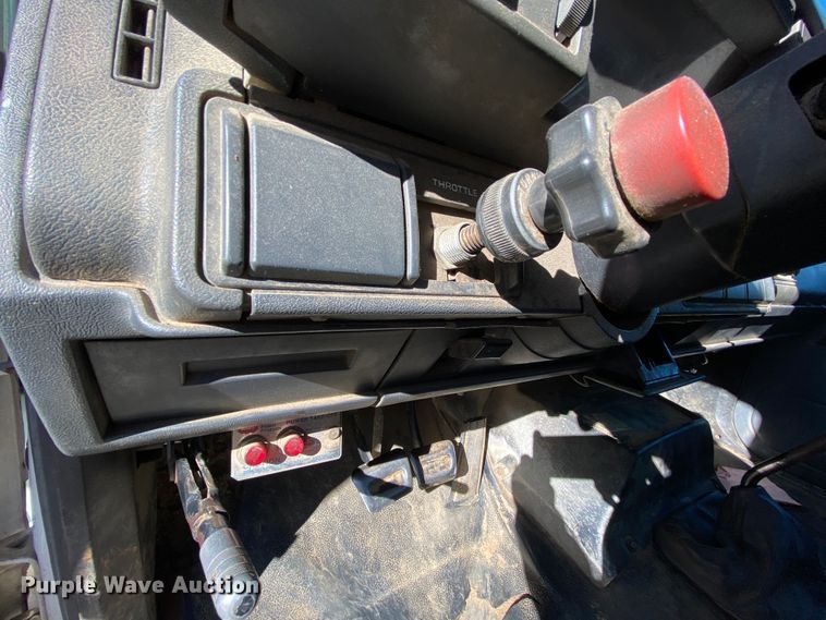 image for item EL9610 1996 GMC TopKick  fuel truck