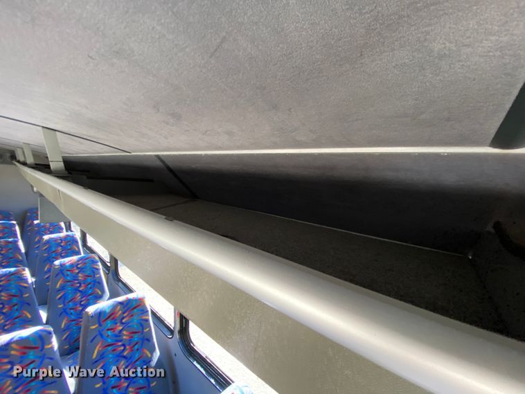 image for item EL9611 2005 Freightliner Champion  coach bus