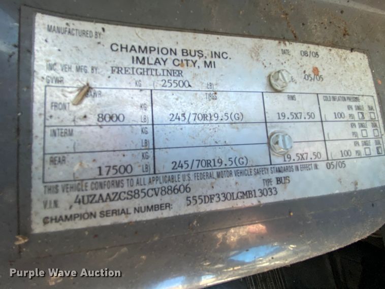 image for item EL9611 2005 Freightliner Champion  coach bus