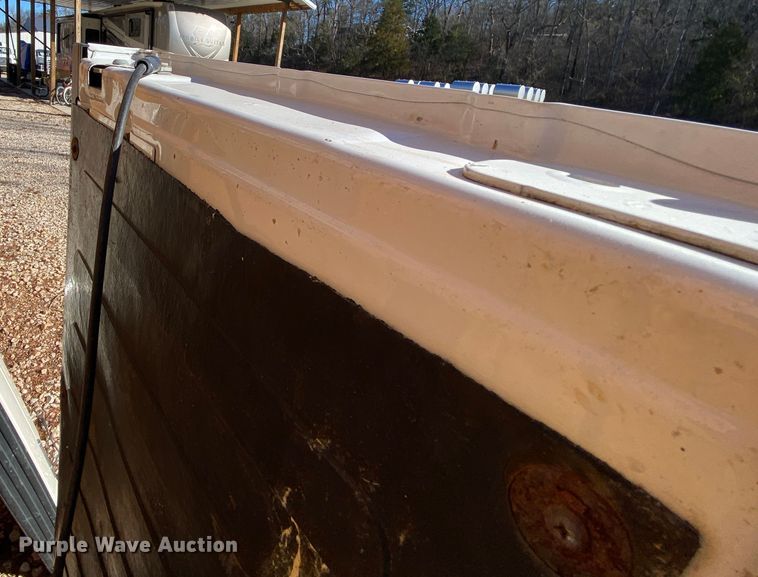 image for item EL9615 (2) tailgates