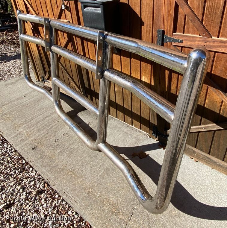 image for item EL9616 Bull grill guard