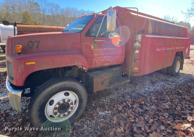 image for item EL9617 1995 Chevrolet Kodiak C5500  fuel truck