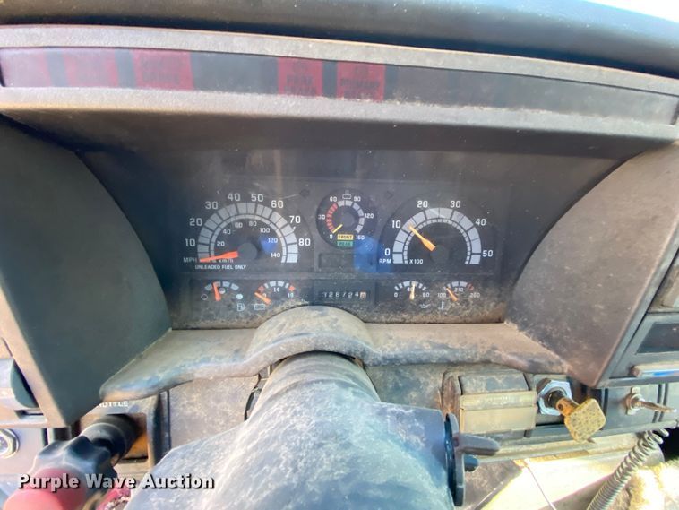 image for item EL9617 1995 Chevrolet Kodiak C5500  fuel truck