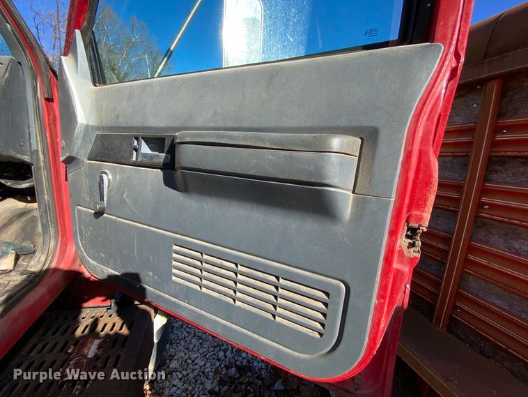 image for item EL9617 1995 Chevrolet Kodiak C5500  fuel truck