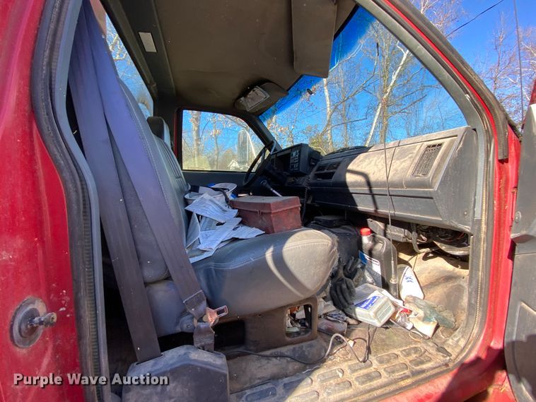 image for item EL9617 1995 Chevrolet Kodiak C5500  fuel truck