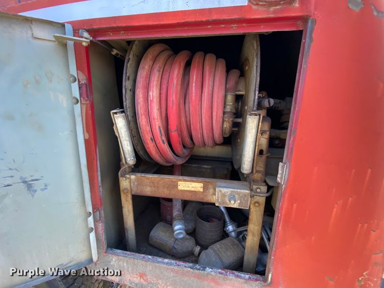 image for item EL9617 1995 Chevrolet Kodiak C5500  fuel truck