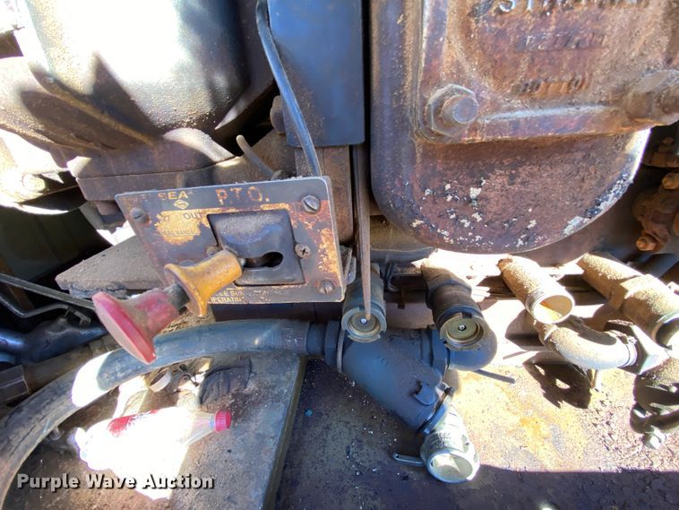 image for item EL9617 1995 Chevrolet Kodiak C5500  fuel truck