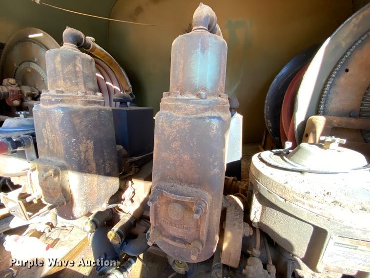 image for item EL9617 1995 Chevrolet Kodiak C5500  fuel truck