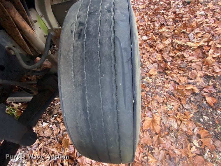 image for item EL9617 1995 Chevrolet Kodiak C5500  fuel truck