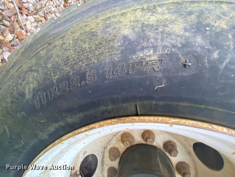 image for item EL9617 1995 Chevrolet Kodiak C5500  fuel truck