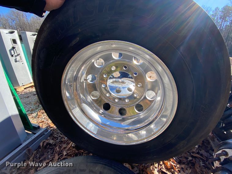 image for item EL9618 Tag axle