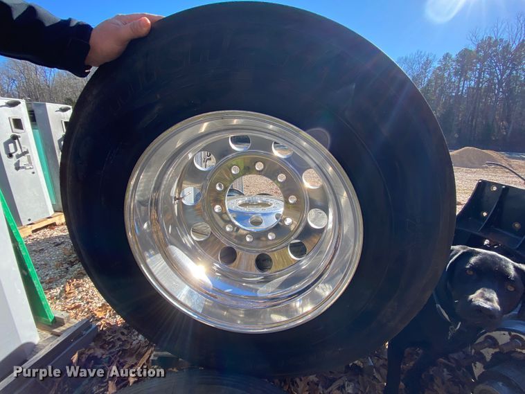 image for item EL9618 Tag axle