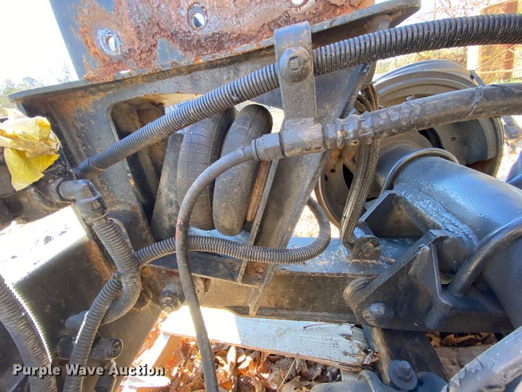 image for item EL9618 Tag axle