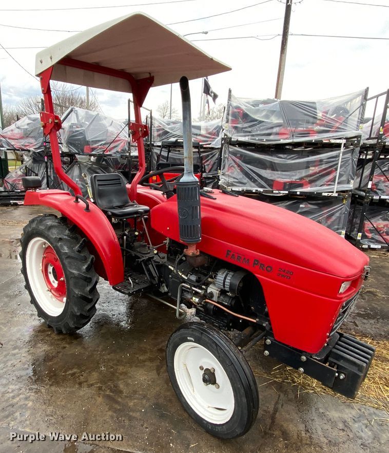 image for item EL9632 2004 Farm Pro 2420  tractor