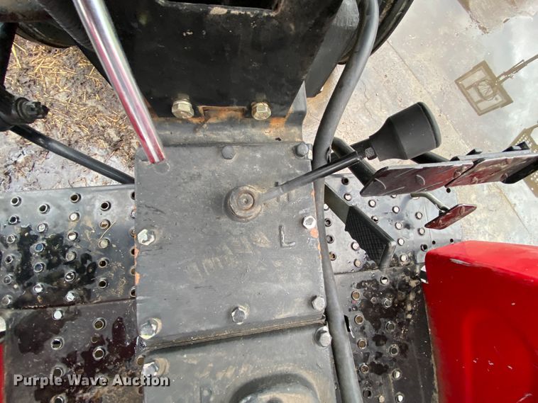 image for item EL9632 2004 Farm Pro 2420  tractor