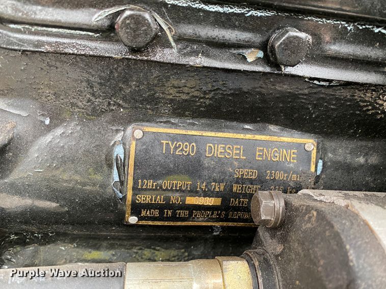 image for item EL9632 2004 Farm Pro 2420  tractor