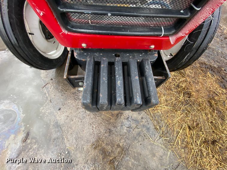 image for item EL9632 2004 Farm Pro 2420  tractor