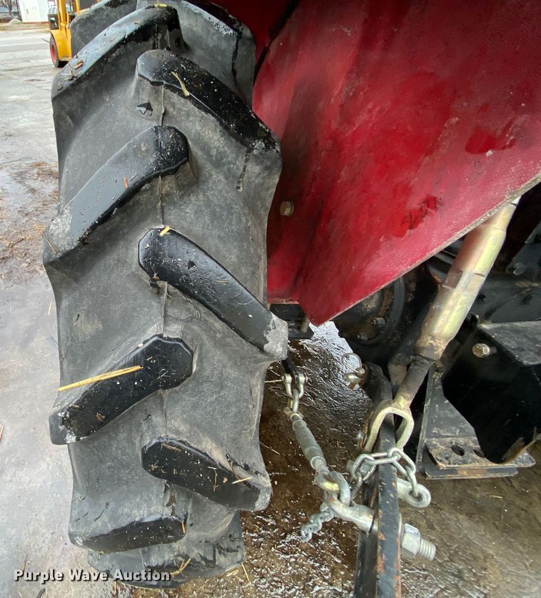 image for item EL9632 2004 Farm Pro 2420  tractor