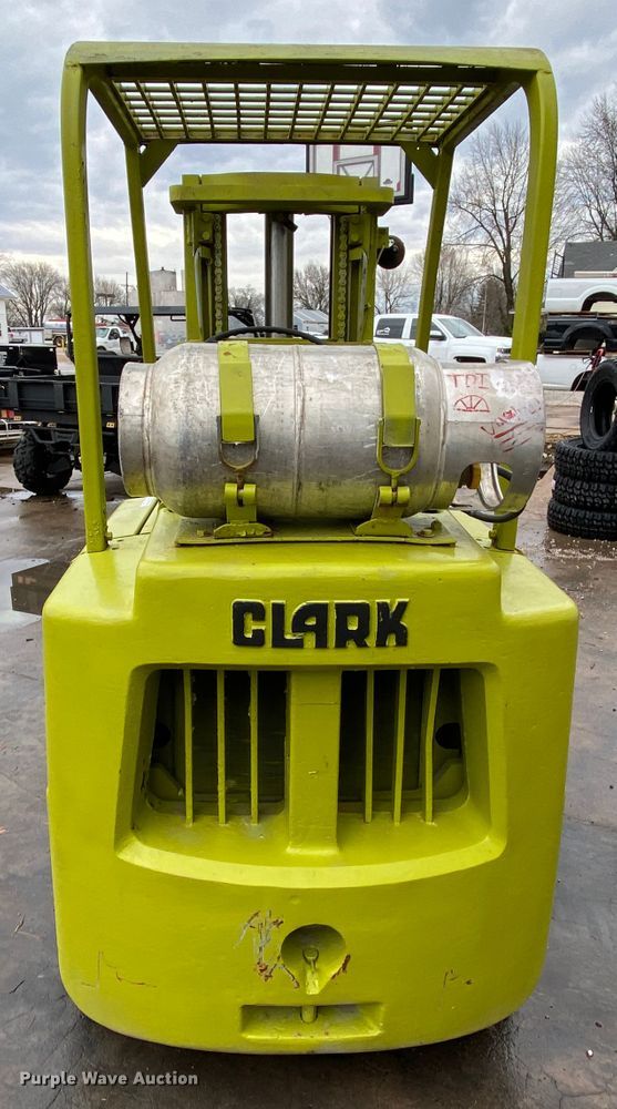 image for item EL9633 Clark C590-60  forklift