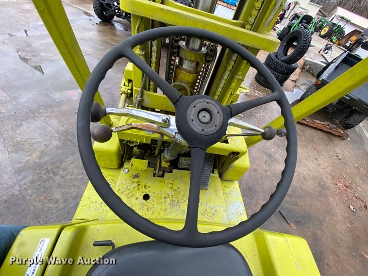 image for item EL9633 Clark C590-60  forklift