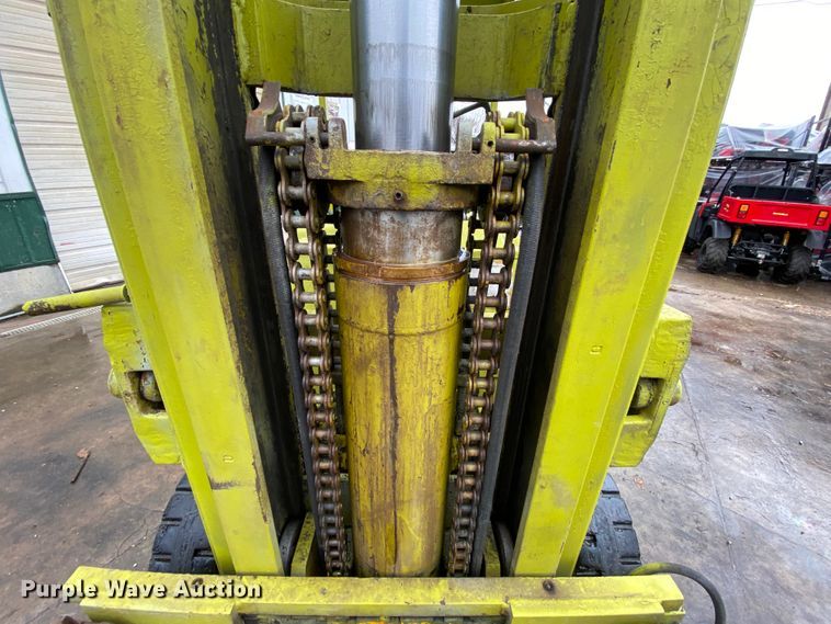 image for item EL9633 Clark C590-60  forklift