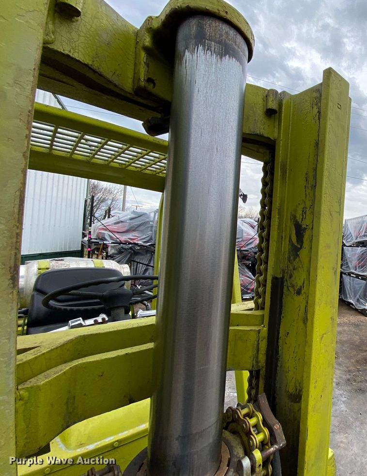 image for item EL9633 Clark C590-60  forklift