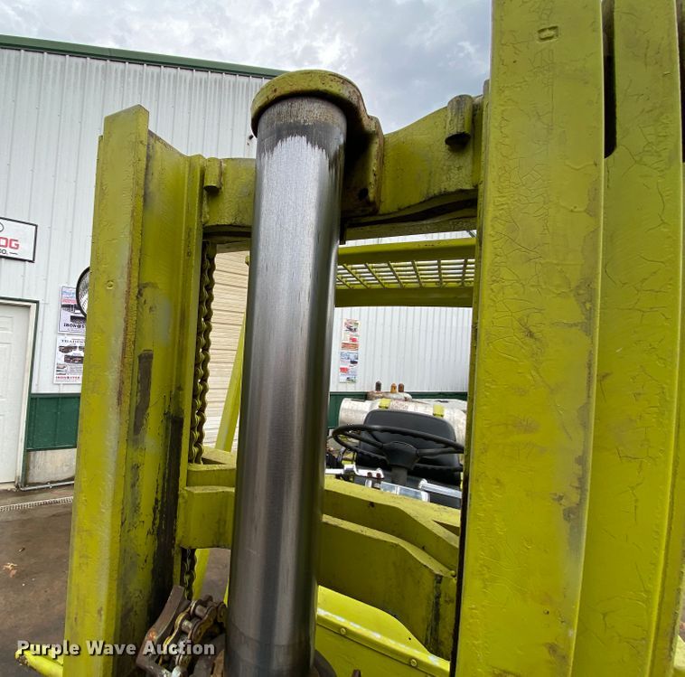 image for item EL9633 Clark C590-60  forklift