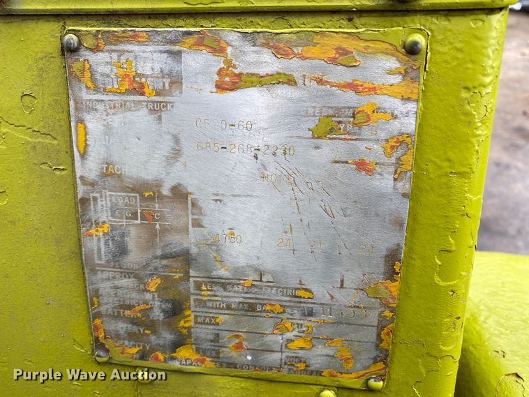 image for item EL9633 Clark C590-60  forklift