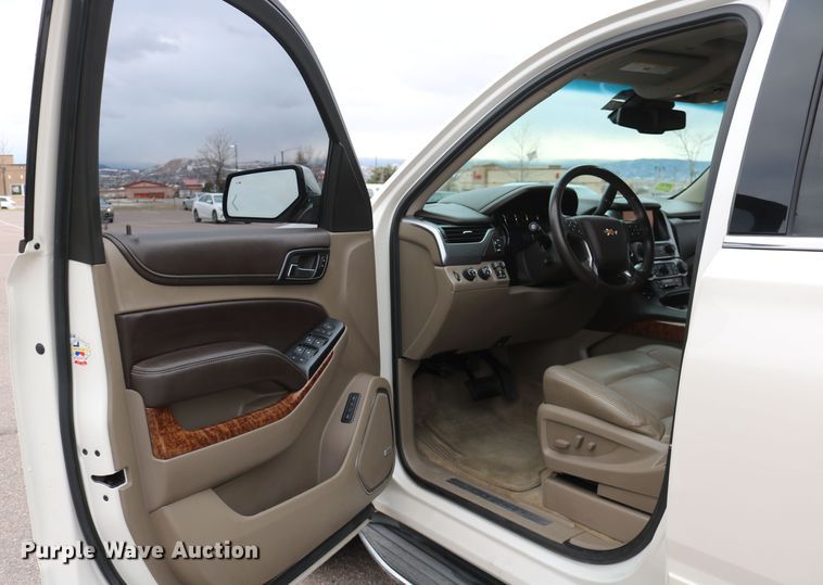 image for item EO9861 2015 Chevrolet Suburban LTZ  SUV