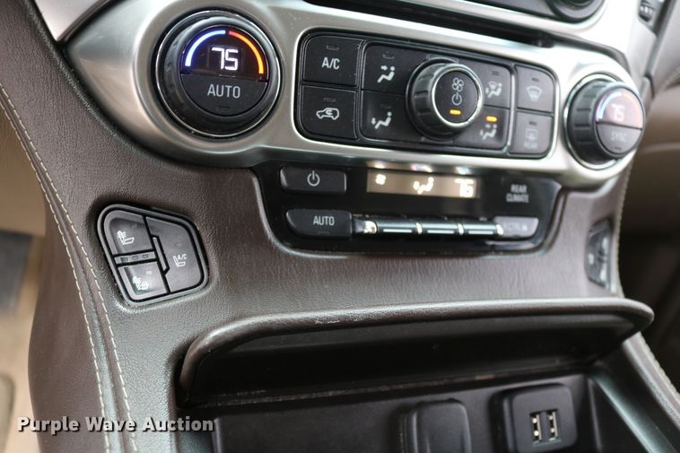 image for item EO9861 2015 Chevrolet Suburban LTZ  SUV