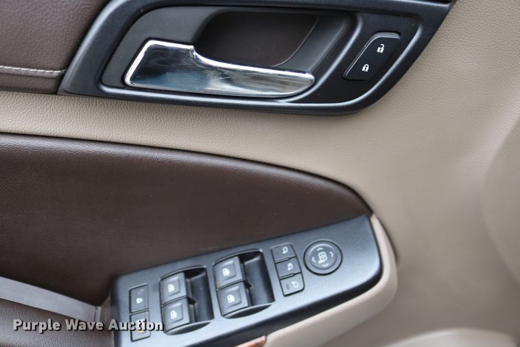 image for item EO9861 2015 Chevrolet Suburban LTZ  SUV