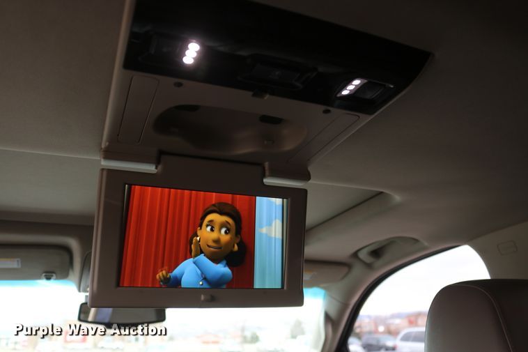 image for item EO9861 2015 Chevrolet Suburban LTZ  SUV