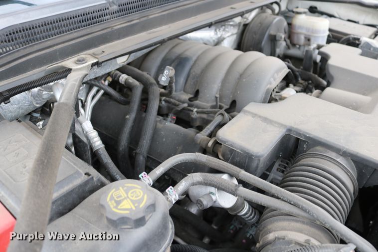 image for item EO9861 2015 Chevrolet Suburban LTZ  SUV