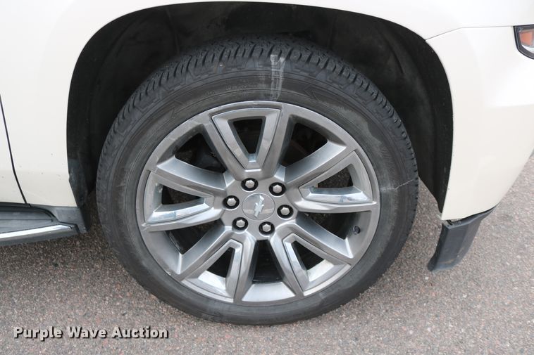 image for item EO9861 2015 Chevrolet Suburban LTZ  SUV