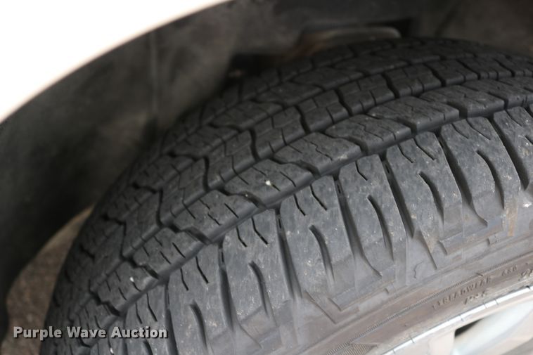 image for item EO9861 2015 Chevrolet Suburban LTZ  SUV