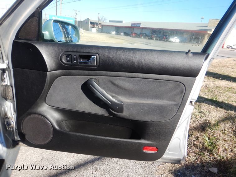 image for item ET9065 2002 Volkswagen Jetta