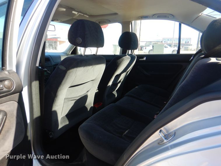 image for item ET9065 2002 Volkswagen Jetta