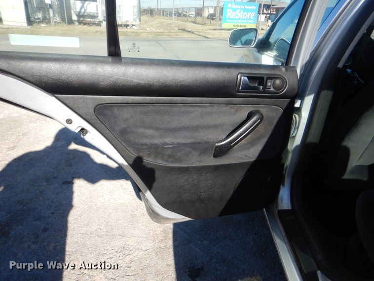 image for item ET9065 2002 Volkswagen Jetta