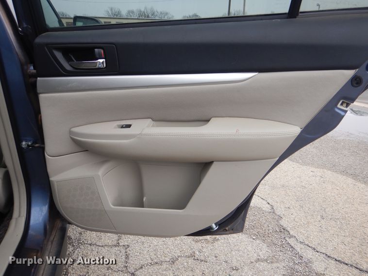 image for item ET9072 2013 Subaru Outback