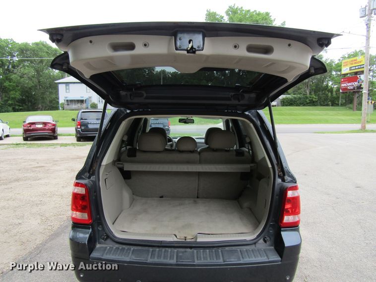 image for item FD9464 2008 Ford Escape Hybrid  SUV