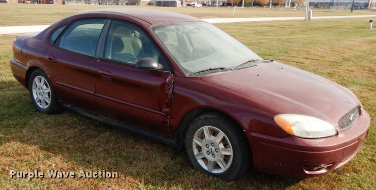 image for item FG9669 2006 Ford Taurus SE