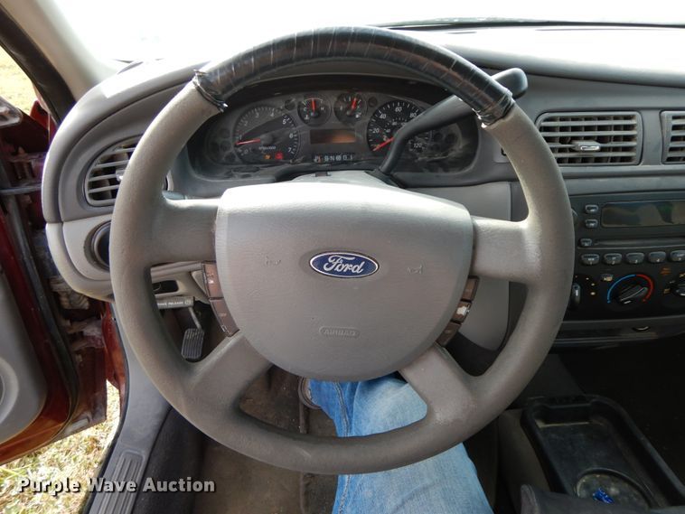 image for item FG9669 2006 Ford Taurus SE