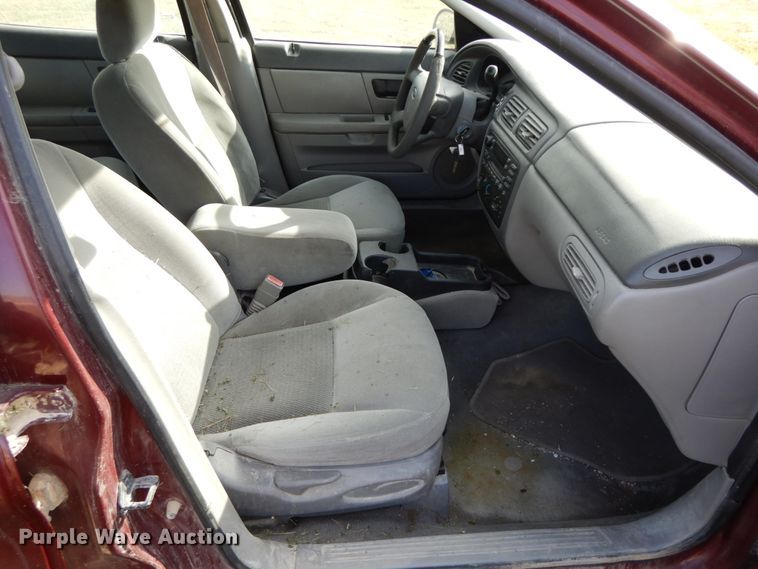 image for item FG9669 2006 Ford Taurus SE