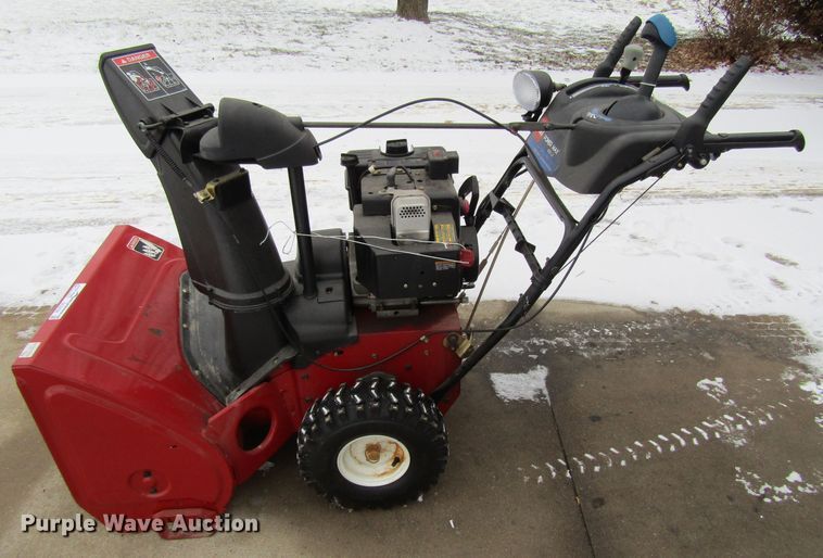 image for item GC9784 Toro Power Max 826 LE snow blower