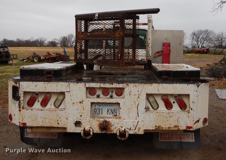 image for item GK9644 2007 Ford F450 Super Duty XL  flatbed truck