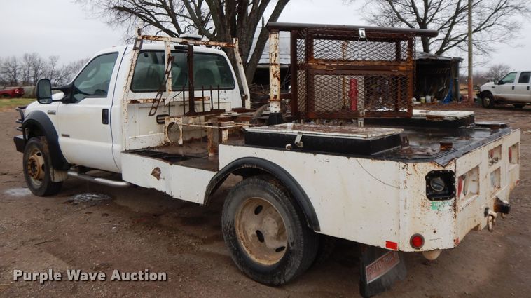 image for item GK9644 2007 Ford F450 Super Duty XL  flatbed truck